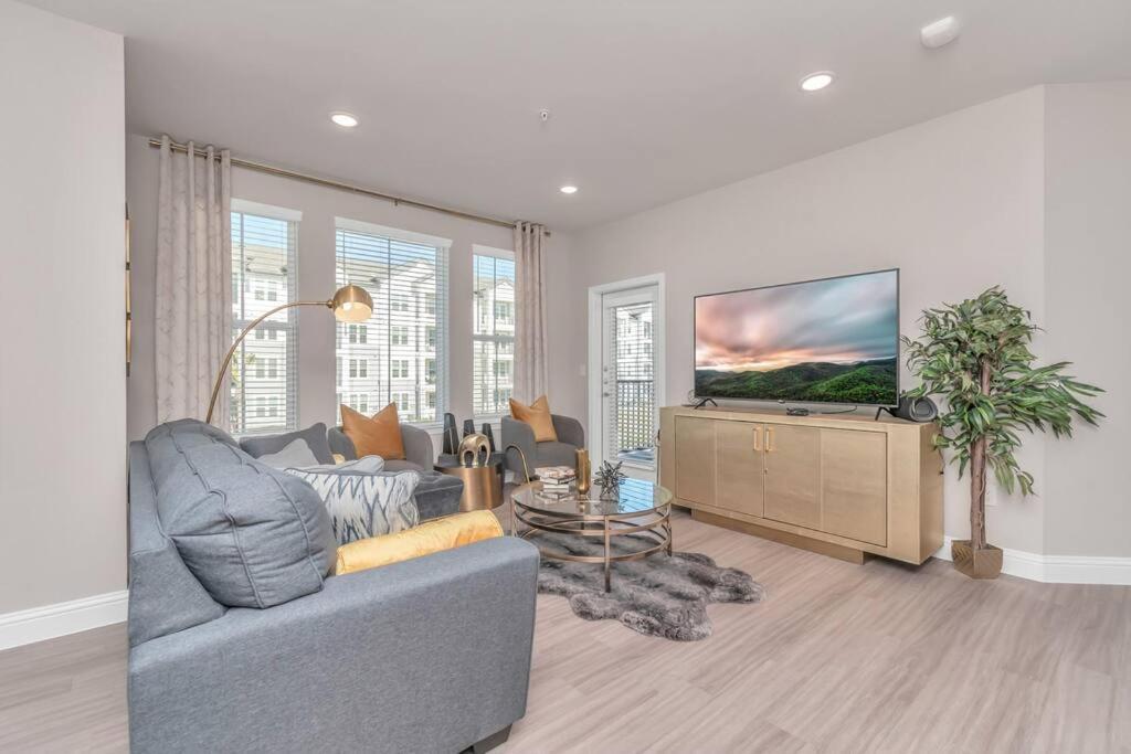 The Golden Treasure Near Boardwalk! Apartment *