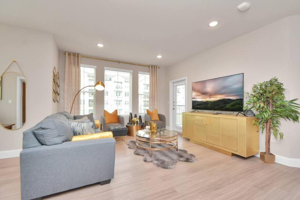 The Golden Treasure Near Boardwalk! Apartment Kemah