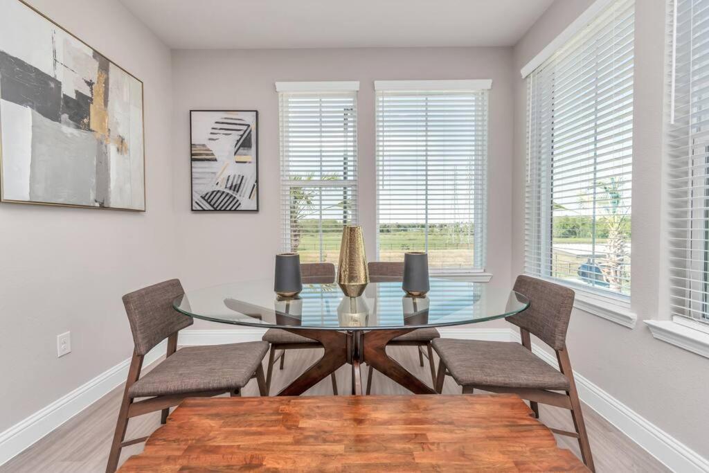 The Golden Treasure Near Boardwalk! Apartment Kemah