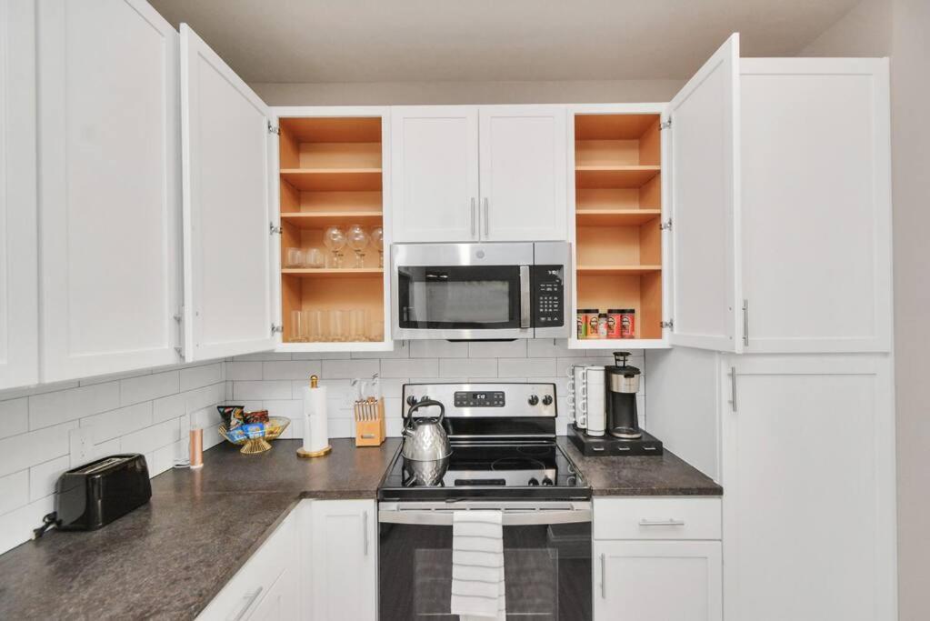 The Golden Treasure Near Boardwalk! Apartment Kemah